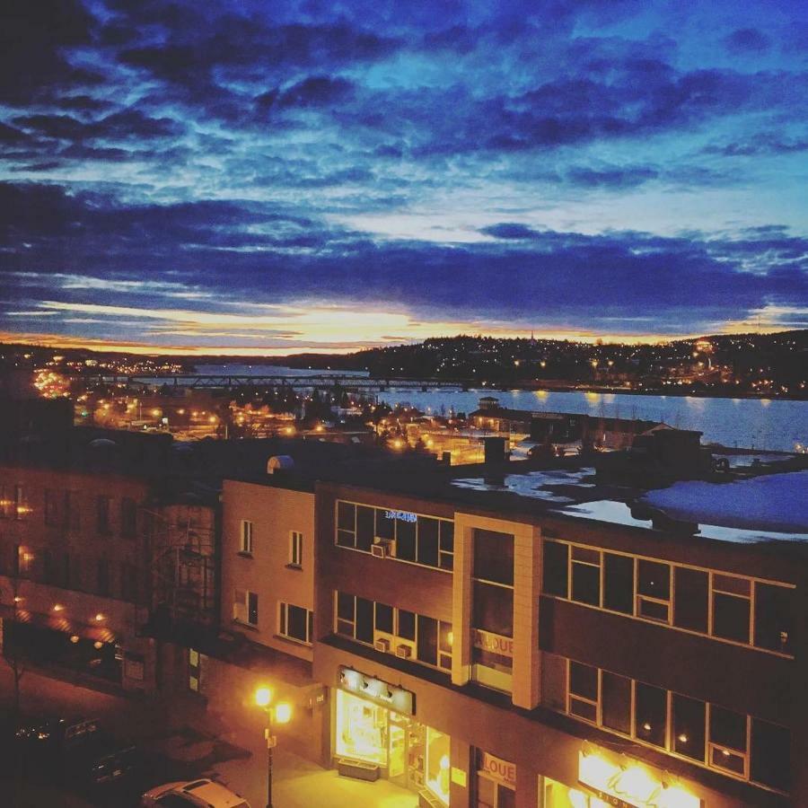 Hotel Chicoutimi, Affilie A Hyvi المظهر الخارجي الصورة